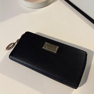 Black Textured Wallet